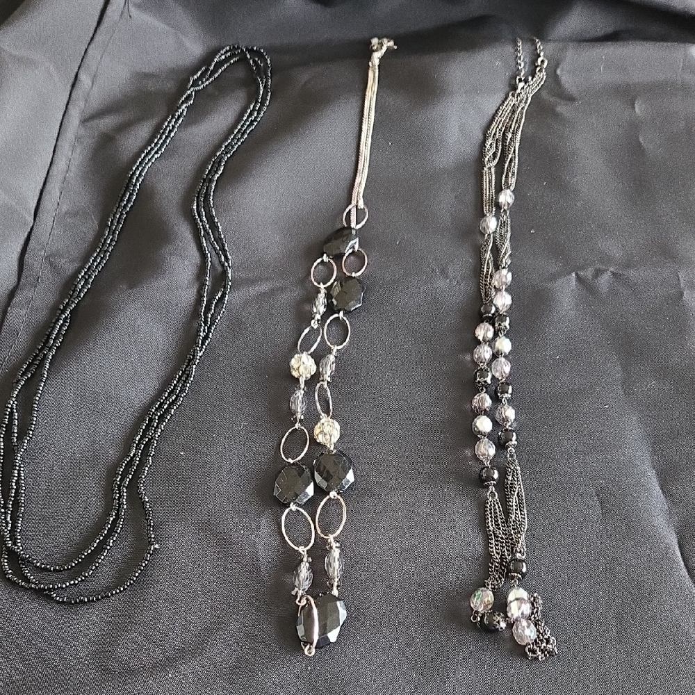 Source Unknown Black and Silver Necklace Trio